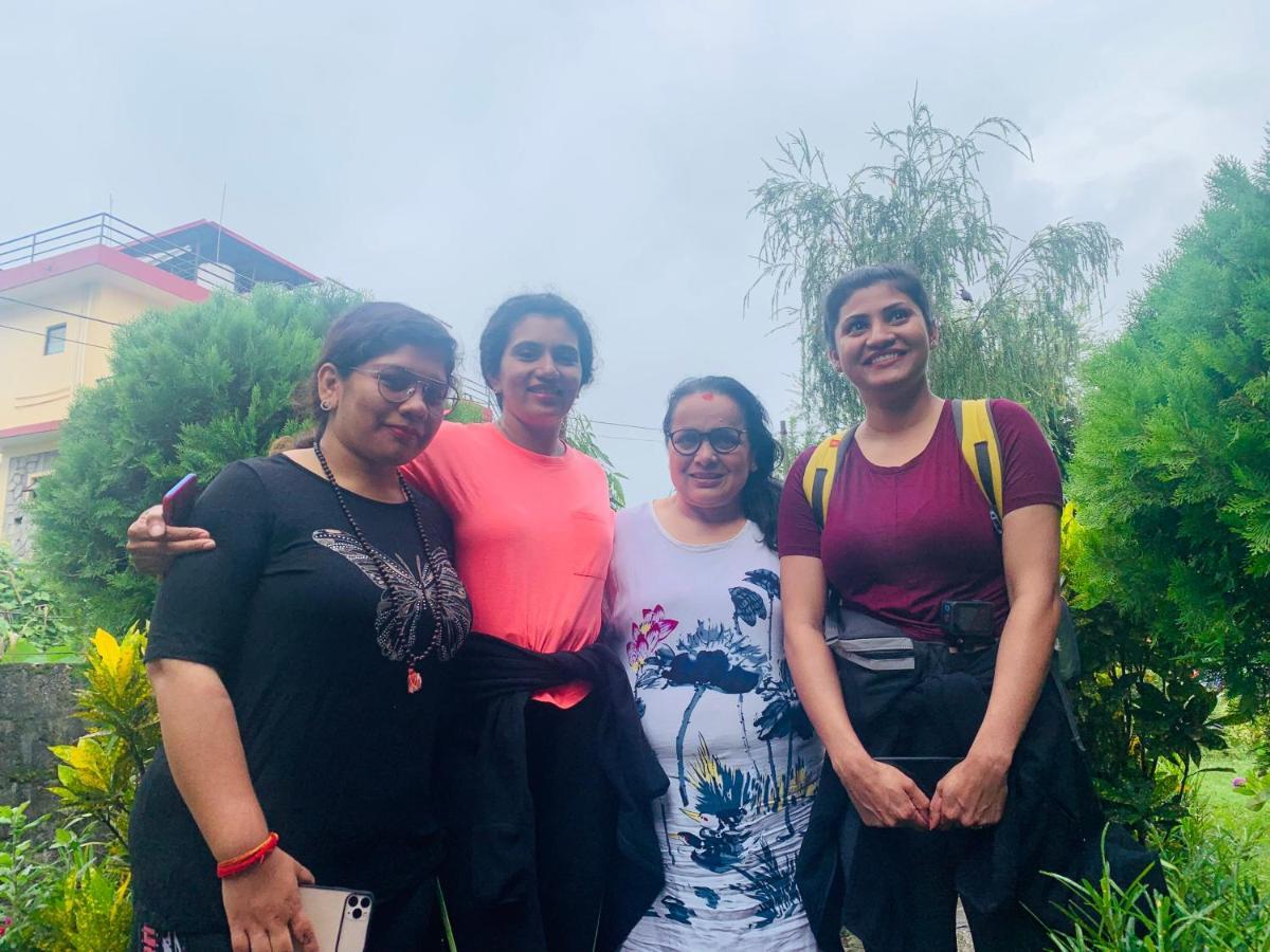 Hotel Peace Ganga Inn Pokhara Luaran gambar