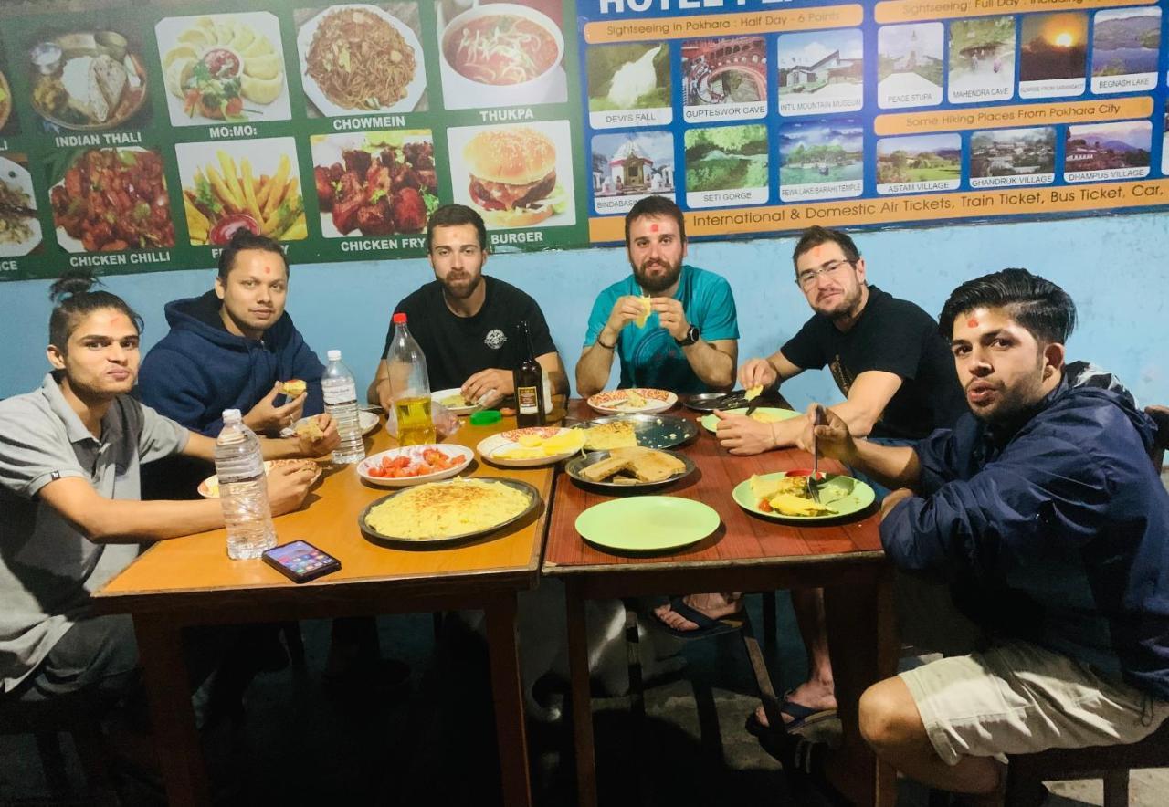 Hotel Peace Ganga Inn Pokhara Luaran gambar