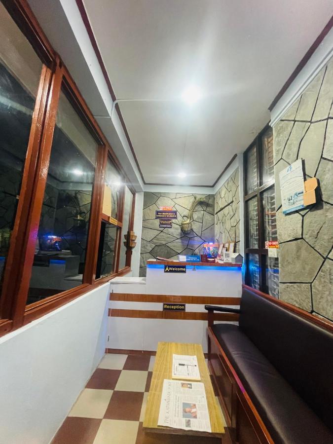 Hotel Peace Ganga Inn Pokhara Luaran gambar