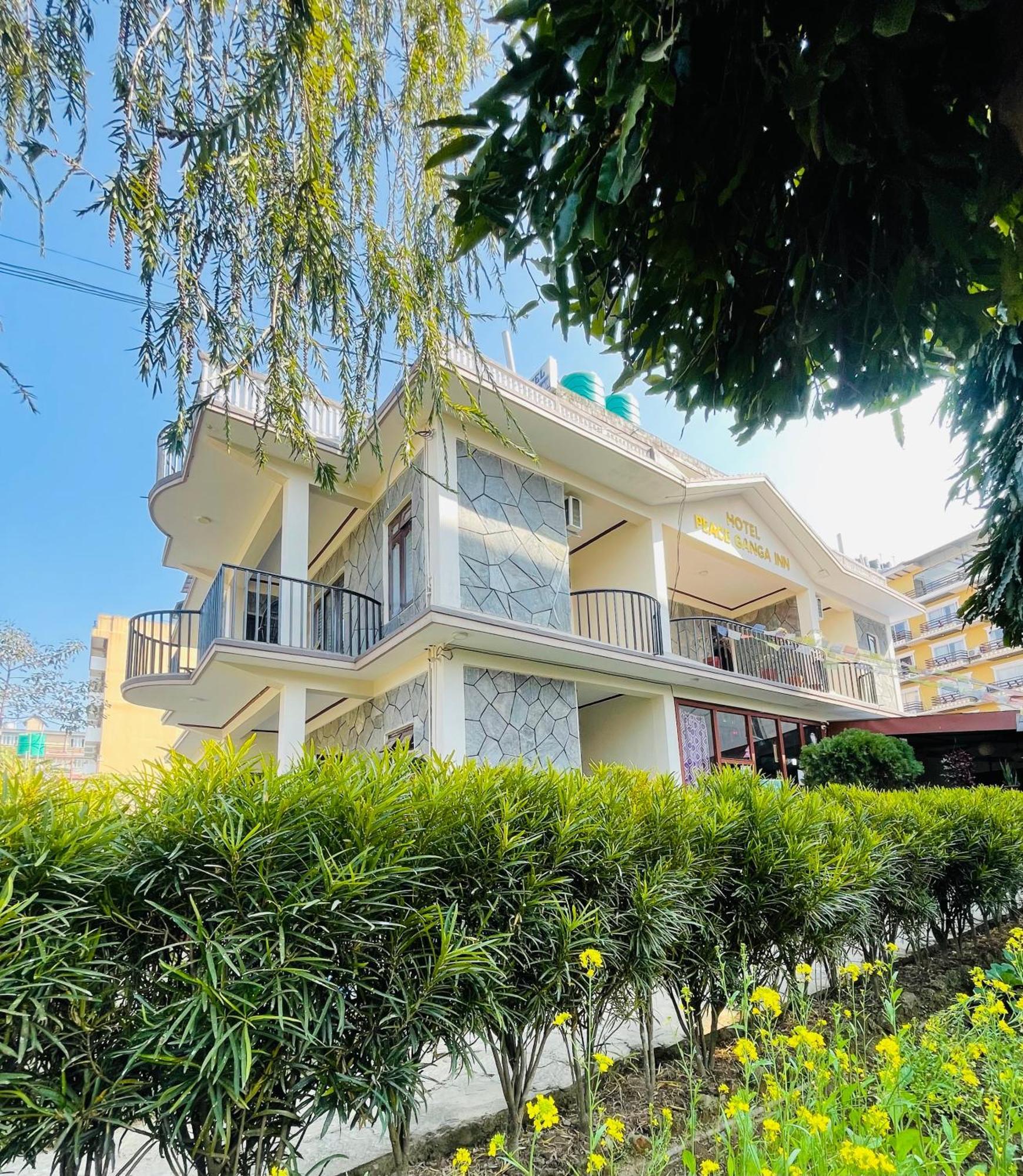 Hotel Peace Ganga Inn Pokhara Luaran gambar