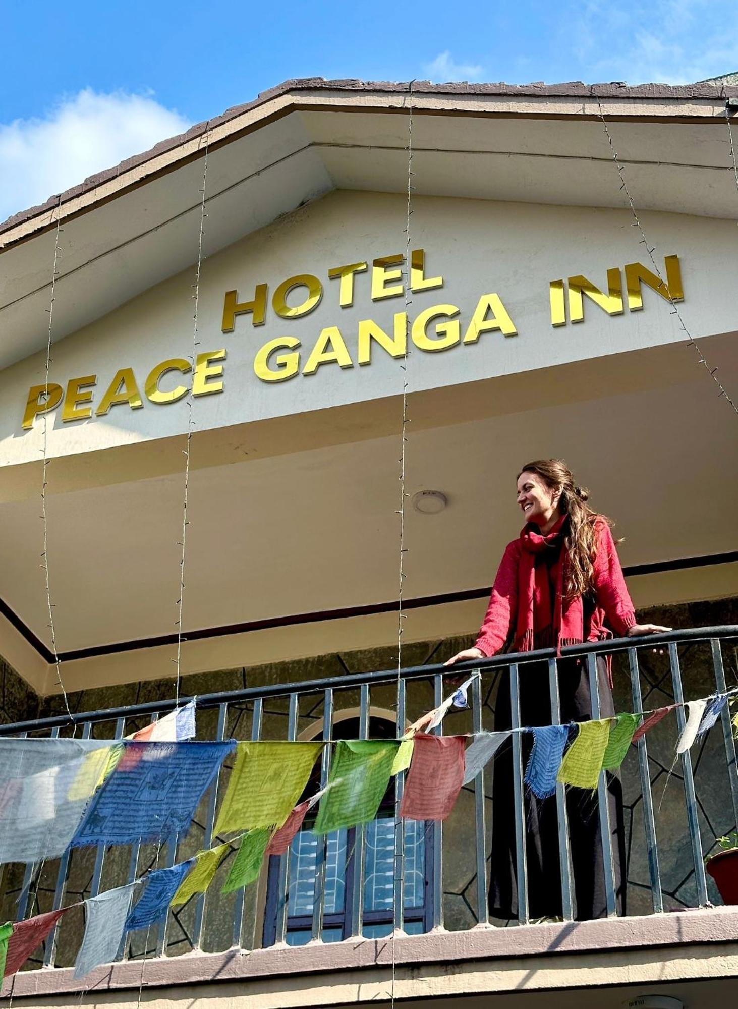 Hotel Peace Ganga Inn Pokhara Luaran gambar